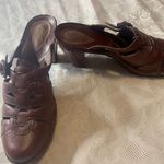 Leather Heals Brown Size 7.5 Photo 1