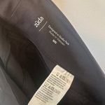 NEW Zuda Black Traveler Slim Leg Pants Photo 3