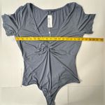 Cupshe ‎ Bodysuit Top Women’s Size Large Front Twist V- Neck Short Sleeve Casual Photo 3