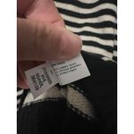 Gap  Sweater Size XL Stripped Black White Lamb Wool NEW Crew neck Preppy Photo 2