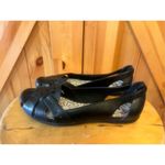 Bare Traps Womens Size 5.5M Westley Vegan Perforated Slip On Flat Sandals Black Photo 1