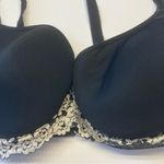 Wacoal  853191 Embrace Lace T-shirt Bra Lined Foam Cups UW Size 38D Black White‎ Photo 2