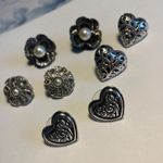 Lot Of 4 Women’s Costume Earrings Pierced Mix Silver Tone Flower Heart Etc Photo 3