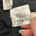 Coolibar Women's Mendocino Travel Skort Black Skort with UPF 50+ Size Small Photo 2