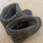 Makalu Fuzzy Boots Photo 1