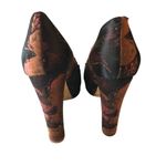 Kathryn Amberleigh Platform Pumps Heels Jacquard Black Brown 6.5 Photo 7