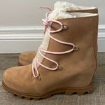 Sorella Vita WOMEN'S JOAN OF ARCTIC™ WEDGE III LACE COZY BOOTIE Size 10 Photo 0