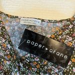 Paper Crane crop v-neck smocked floral top NWT green XS Photo 4