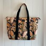 Billabong A Rare HTF Vintage Out If Stock XL Floral Print Nylon Travel Tote bag Photo 0