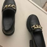 Madden New York City Chic Black Loafers with Gold Chain Accent 8 no flaws Photo 5