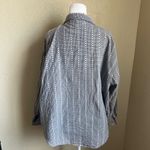 American Vintage VINTAGE max & maggie textured floral Embroidered long sleeve button down shirt Photo 4