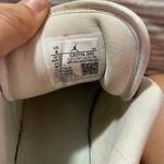 Jordan  1 Low Photo 3