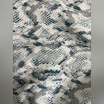 Old Navy  Active Shorts Photo 4