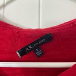 Anne Klein EUC AK  women’s red‎ rounded collar button cropped knit sweater small Photo 2
