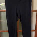 Nike  Black Dri-FIT Women’s XL 7/8 Leggings Photo 0