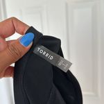 Torrid 1X Women’s Black Swimsuit Underwire Bikini Top with Built in Cups — D/DD Photo 6