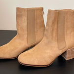 Ccocci  Rory Womens Ankle Booties Chunky Heels Zip Round Toe Size 6.5‎ Tan Suede Photo 0