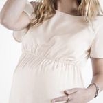 NWT Mom2Mom Maternity Top Womens M Cream Back Button Scoop Minimalist Neutral Size M Photo 0