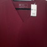 FIGS NWT Casma Three-Pocket Scrub Top - Womens Size XL - Burgundy Photo 1