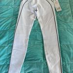 Alo Yoga Alo Airbrush Heart Throb Leggings  Photo 0