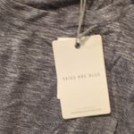 Skies Are Blue  Purple Heather Top Size Medium Photo 2