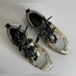 Steve Madden  Cliff Sneakers. Photo 2