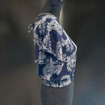 Paper Crane Anthropologie Womens medium Top navy blue paisley print Smocked Crop Photo 4