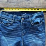 White House | Black Market  Womens The Slim Crop Embroidered Frayed Hem Jeans Sz 0 Photo 2