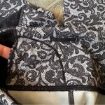 Lululemon  Outrun 17" Crop Mini Cinder Lace White Black / Black Size 4 Photo 9