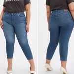 Levi's Wedgie Skinny High Rise Button Fly Jeans Size 24W Photo 1