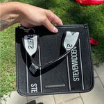 Steve Madden Black and White Crossbody Bag with wallet Photo 2