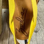 Zodiac NEW  Women’s Savannah Platform Slingback Sandals in Lemon/Yellow 7M Photo 2