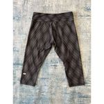 Marika Tek Gray Diamond Patterned Crop Leggings M Gray Size M Photo 1