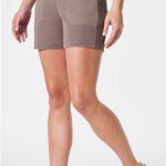 Spanx  6” Twill Shorts Khaki Tan NWT Photo 0