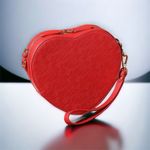 CGYGP Heart Purse Vegan Leather Shoulder Handbag With Wrist Strap Red Photo 1