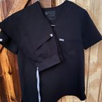 Black Figs Set Size S petite Photo 0