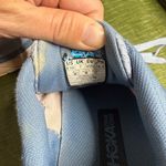 Hoka One One Arahi 5 Running Shoes Size 8.5 Womens Light Blue & White Photo 6