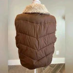 BP ✨Women’s Vintage Style Faux Fur Winter Jacket Vest- Medium Brown /cream pockets Photo 4