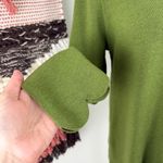 COS  Green Scallop Hem 100% Wool Crew Neck Sweater Sz M Photo 3