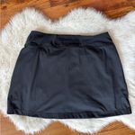 Reebok Solid Black Athletic Skort Photo 2