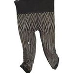 Lululemon Chevron Pattern Cropped Athletic Leggings Ruched Detail Size 2 Photo 0