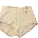 secret treasures  NEW back lift enhancer lace embellished briefs, size Large Photo 6