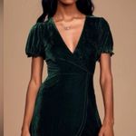 Stay Shining Dark Green Velvet Puff Sleeve Skater Dress
Lulus Size M Photo 0