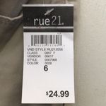 Rue 21 FINAL MARKDOWN  jeans NWT 6 Photo 7