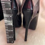 Elle bow on back of the black faux leather platform heels Size 7 M stilettos. Photo 9