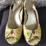 Tahari  Green Design Wedge Sandals S8 Photo 3