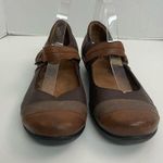 Taos Shoes Mary Jane Bravo Leather Medallion Comfort Whiskey Brown Tan Taupe Size 10 Photo 1