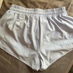 Lululemon Hotty Hot Short 2.5” Photo 3
