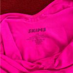 SKIMS  seamless sculpt bodysuit in hot pink Photo 5