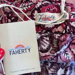 Faherty  NWT Pacifica Rose Desert Bloom Linen Top Photo 2